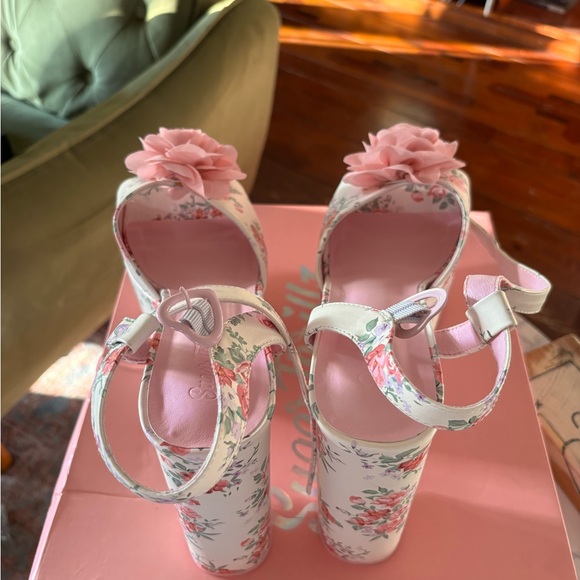 BRAND NEW - Sugar Thrillz Ultra High Floral Heels - Picture 7 of 8